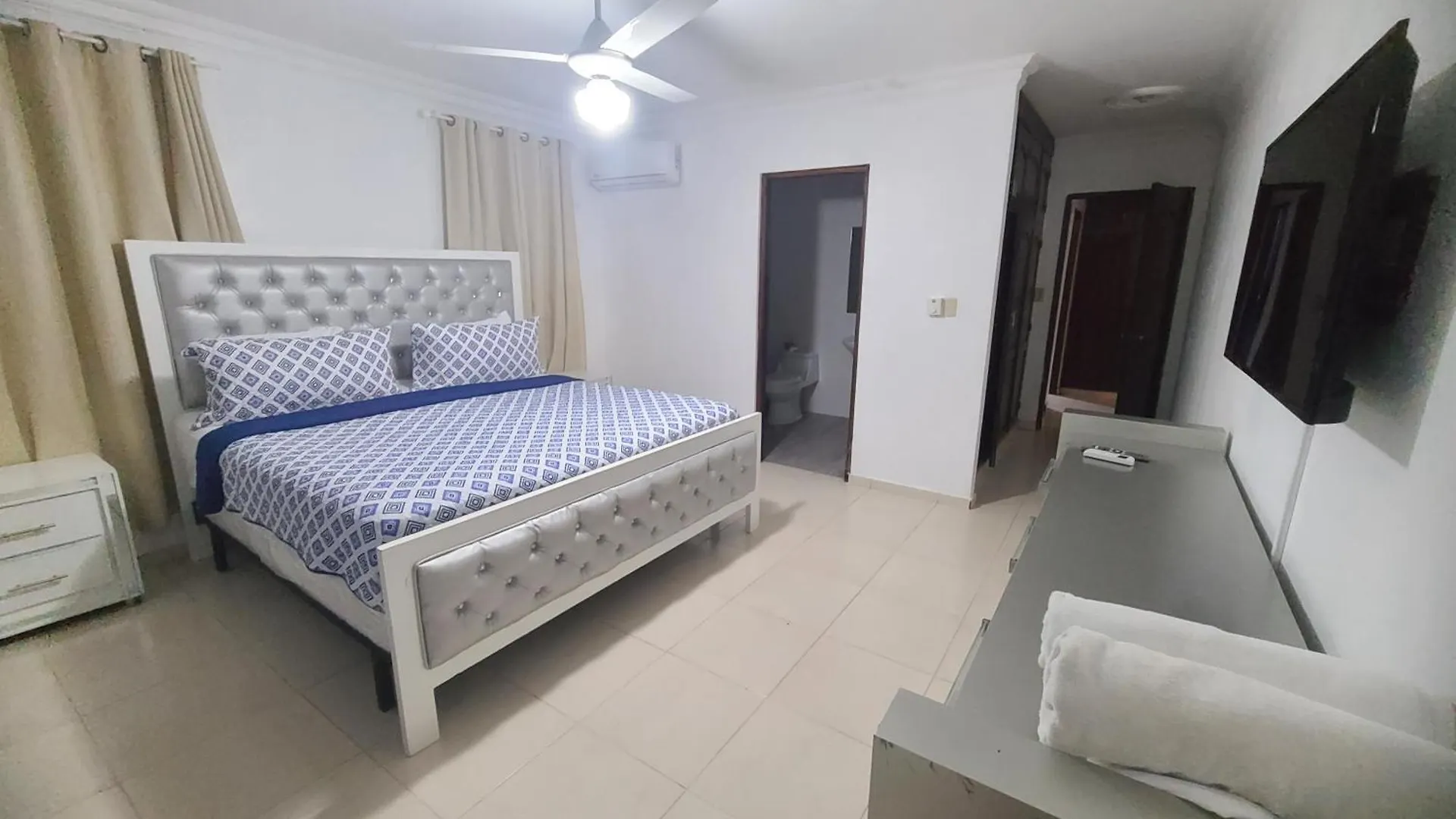 산티아고 데 로스 카바예로스 Centrico Con Jacuzzi Privado 아파트 0*, 산티아고 데 로스 카바예로스 도미니카 공화국
